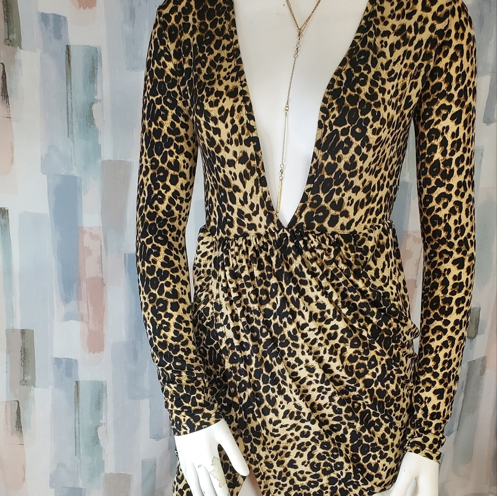 Dress - Picture 2 of 2